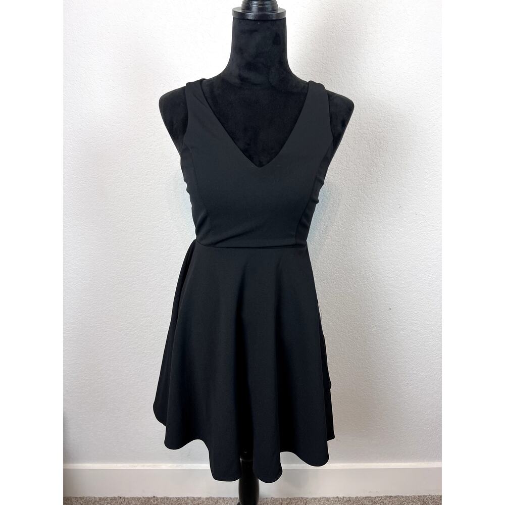 Stunning Lulus Crisscross Strap Back Mini Dress - New with Tags!